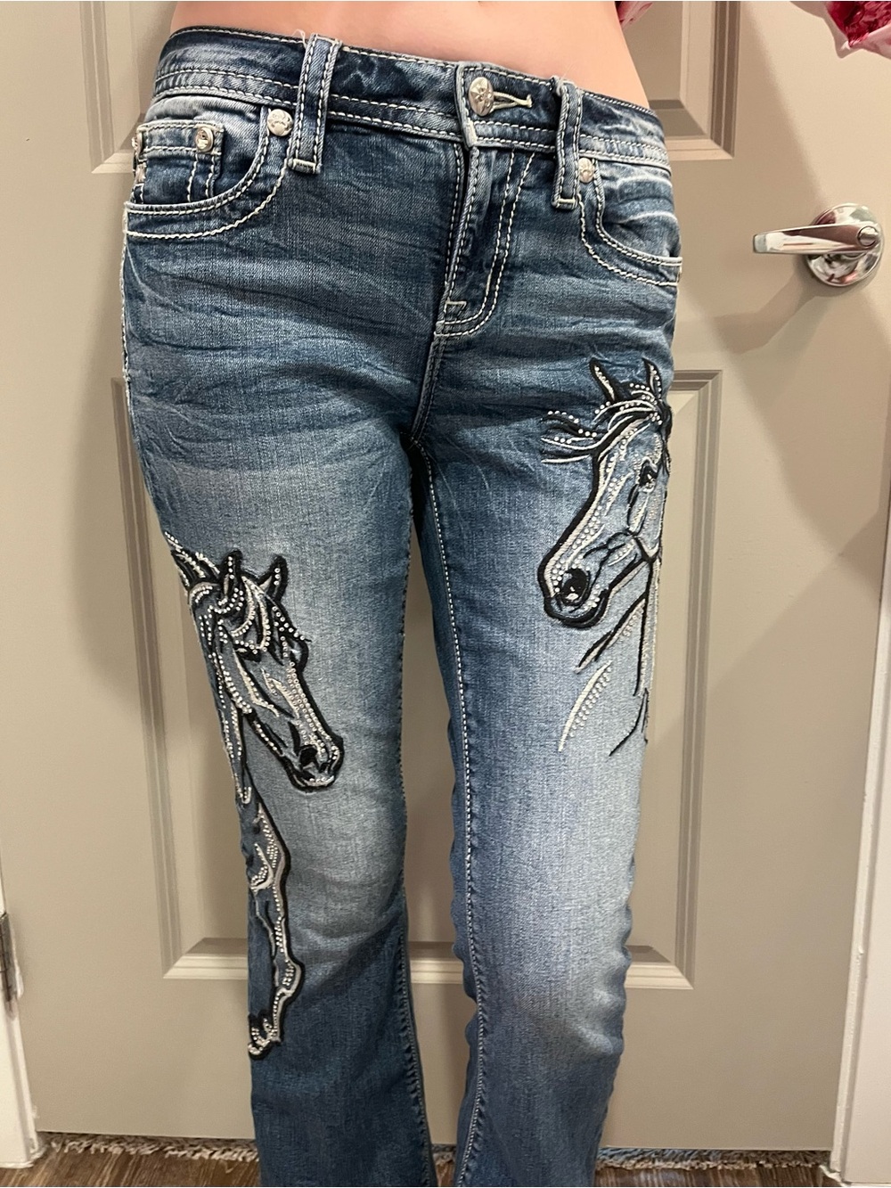 Miss Me Blue Embroidered Horse Bootcut Jeans~LIKE NEW